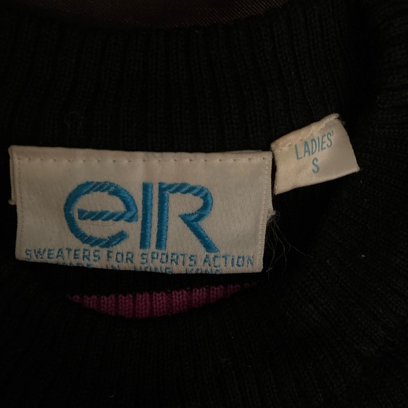 Womens Small Ski Sweater - Picture 3 of 3